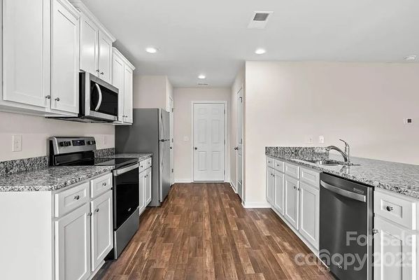 Nia Rd, Charlotte, NC listing photo