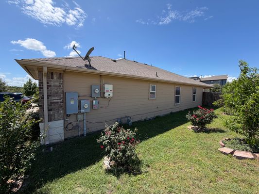 Bettylou Ln listing photo