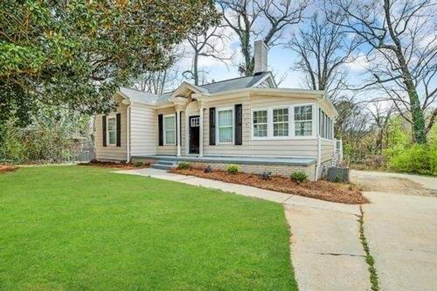 Hutchens Rd SE, Atlanta GA 30354 on Alcove