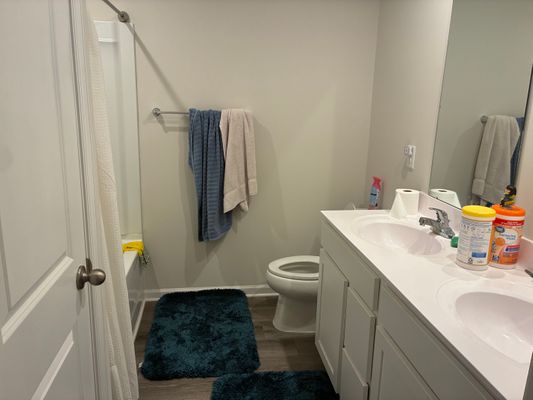 Tarik Ln listing photo