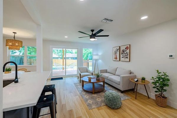 Bluestone St, Austin, TX listing photo