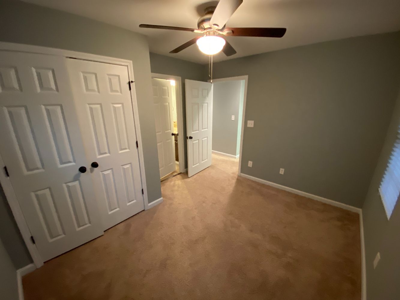 Co-living rooms at Pineland Cir, Raleigh NC 27606 on Alcove
