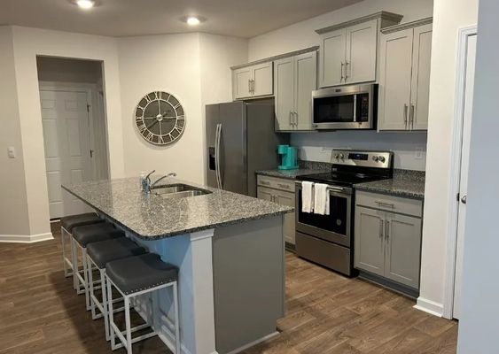Murray Br Dr, Charlotte, NC listing photo