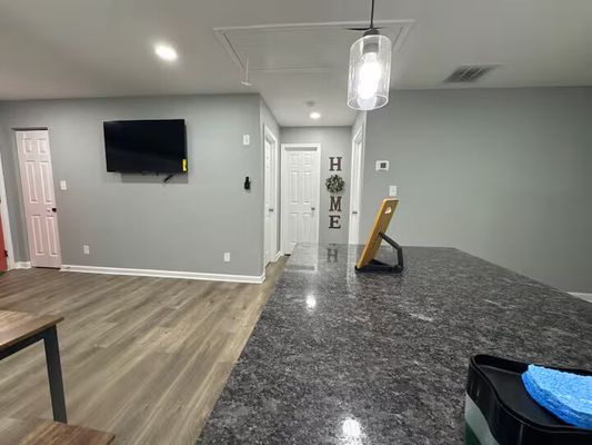 Denham St listing photo