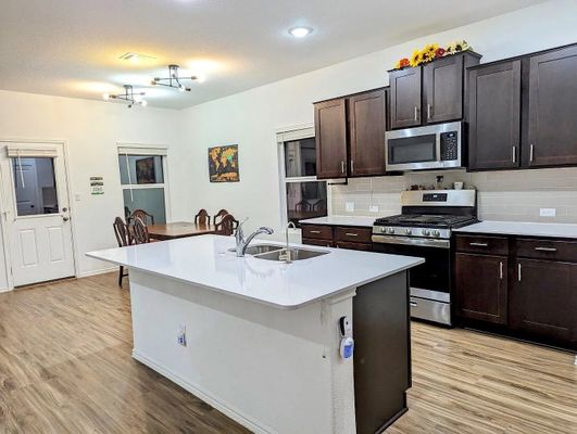 Bluewood Bend listing photo