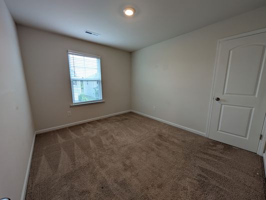 Eastcott Ave listing photo