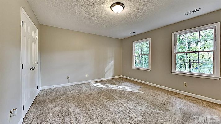 Woods Ream Dr, Raleigh, NC listing photo