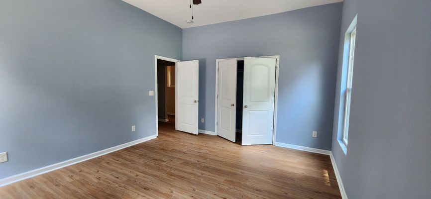 Bolton Rd Nw listing photo