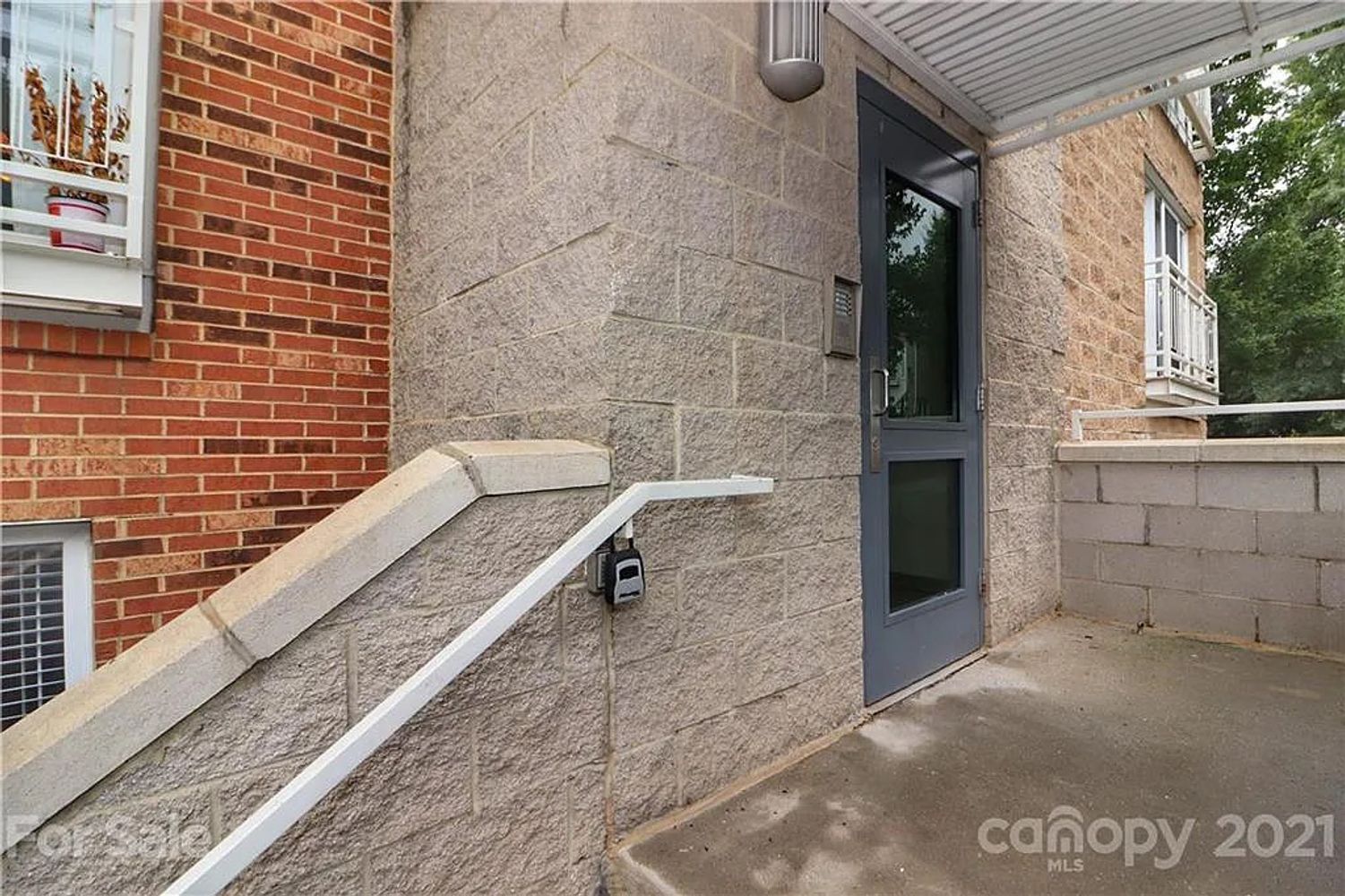 Donatello Avenue, Charlotte NC 28205 on Alcove