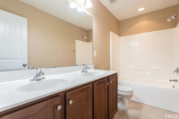 Warm Springs Ln, Raleigh, NC listing photo