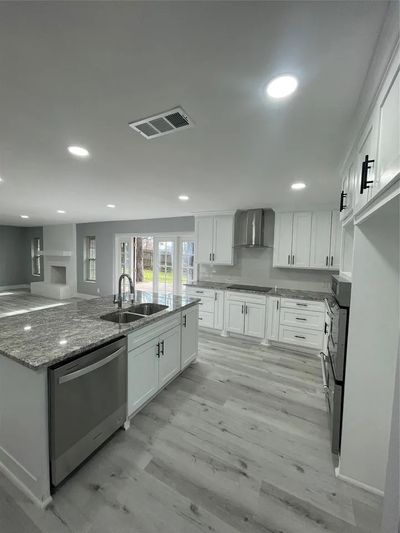 Springhill Dr, Hurst, TX listing photo