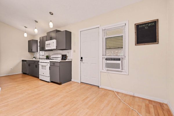 Spring St, Durham, NC listing photo