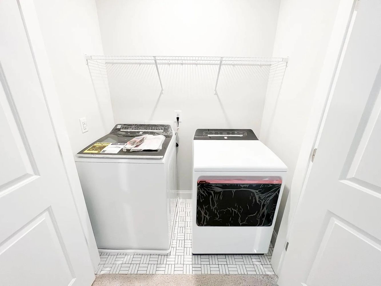 Old Grove Ln, Apex NC 27502 on Alcove