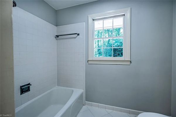 Kinnamon Rd listing photo