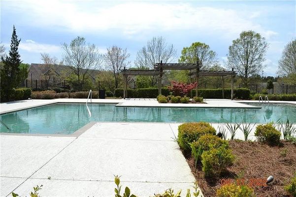 Bayrose Cir listing photo