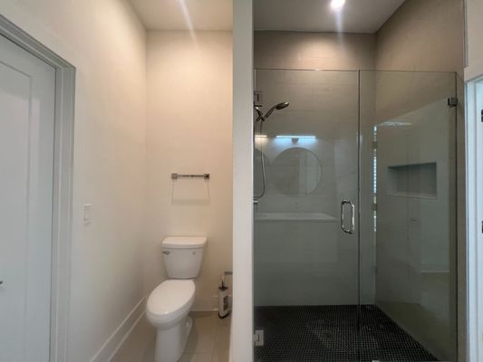 Custer Ave Se listing photo