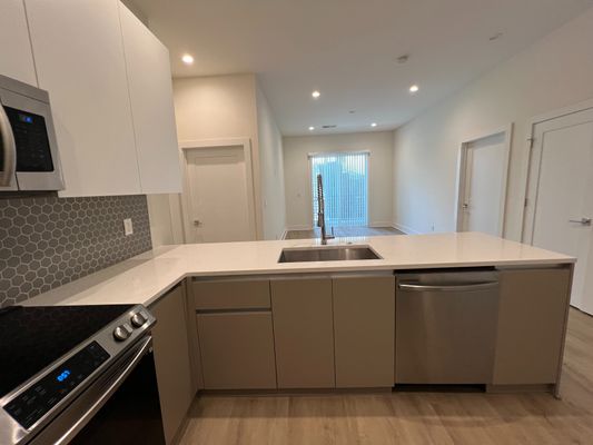 Custer Ave Se listing photo