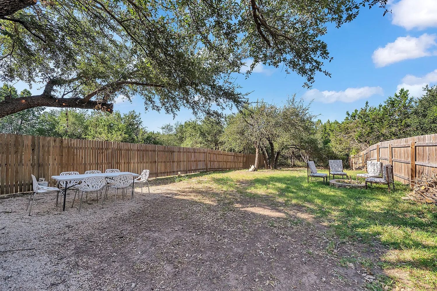 S Meadowlark St, Lakeway TX 78734 on Alcove