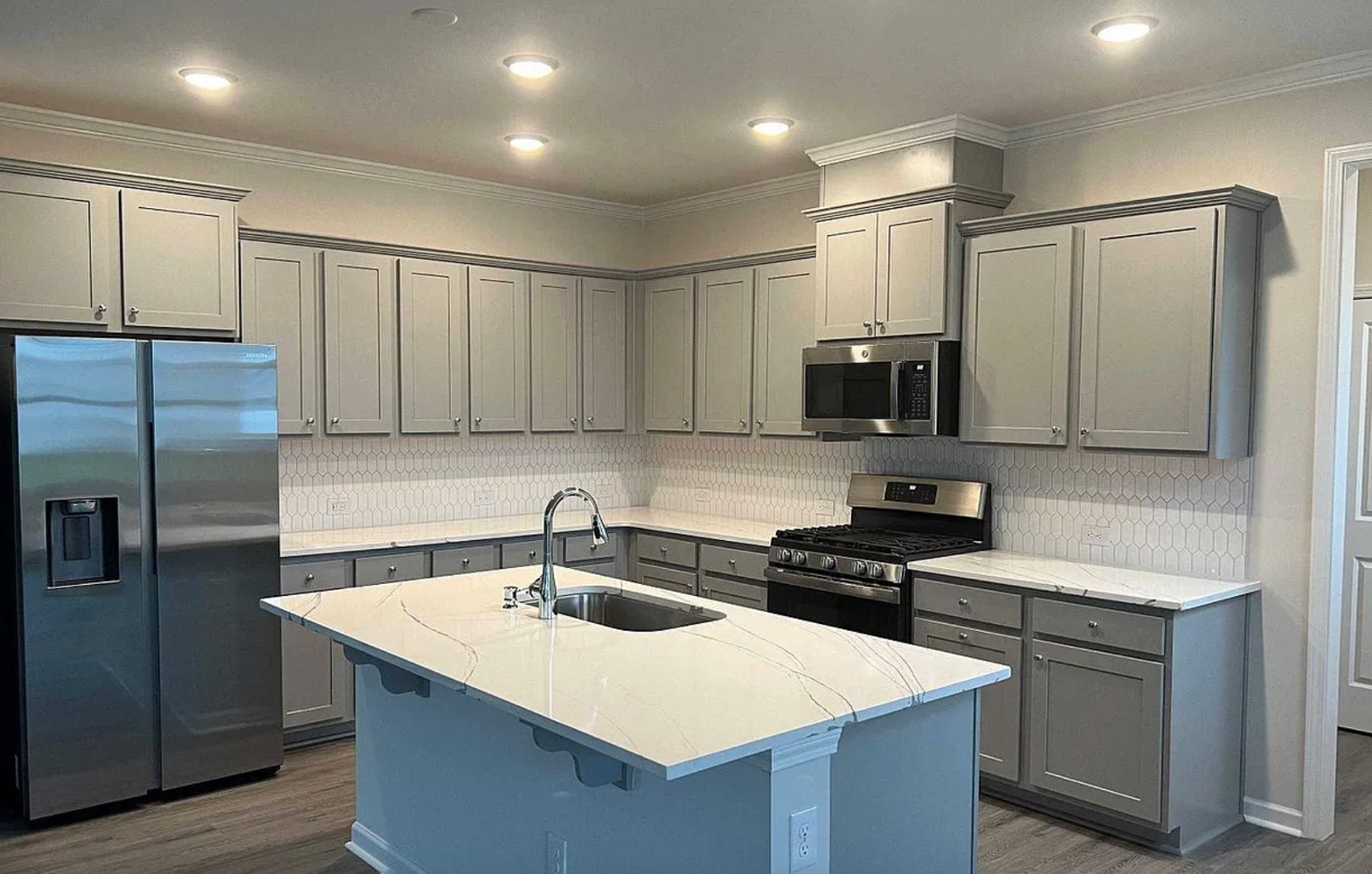 Hopper Cir, Clayton NC 27520 on Alcove