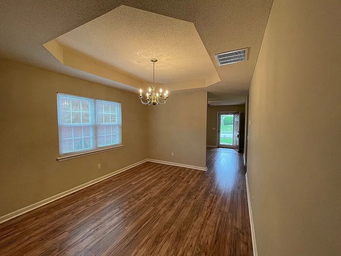 Pointe N Dr, Cartersville GA 30120 on Alcove