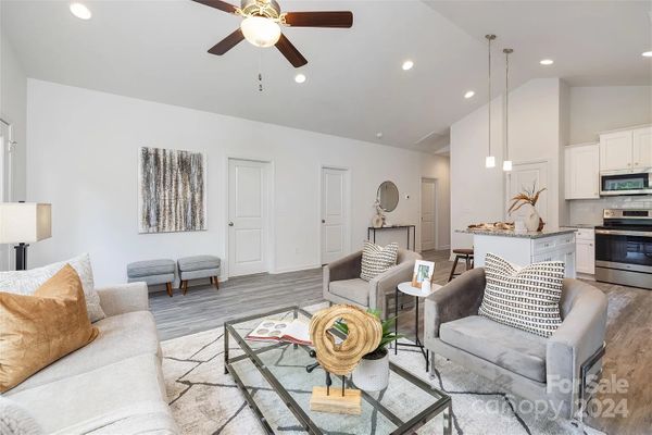 Oakwood Rd, Charlotte, NC listing photo
