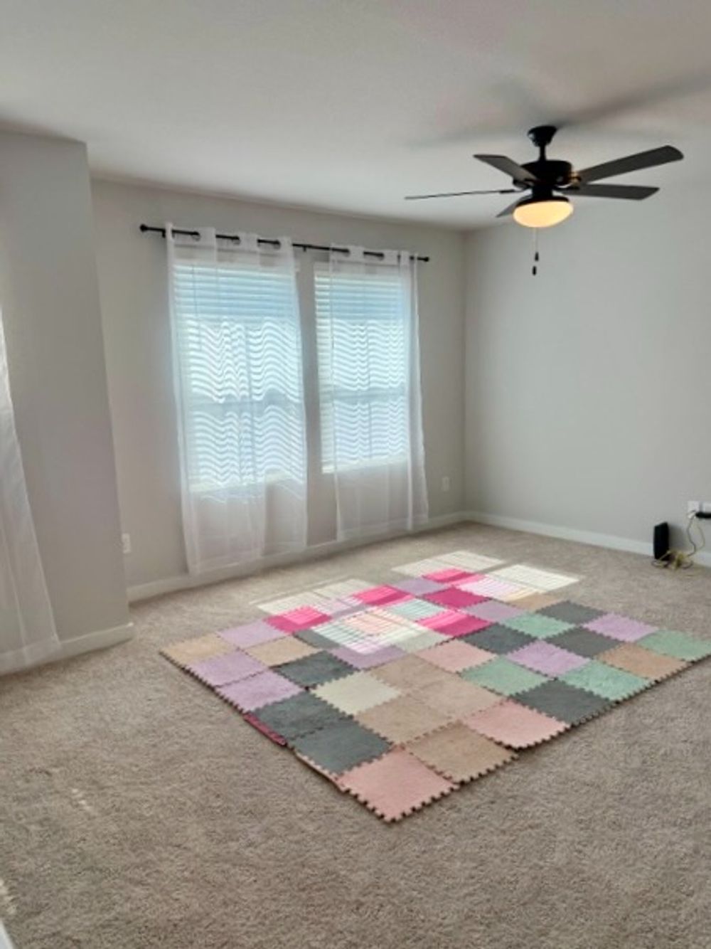 Alice Jay Wy, Round Rock TX 78665 on Alcove