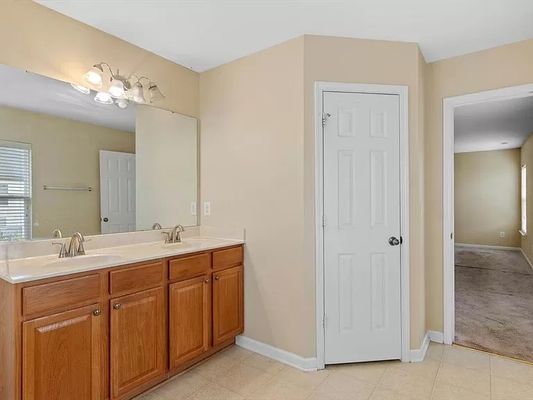Milpass Dr, Holly Springs, NC listing photo