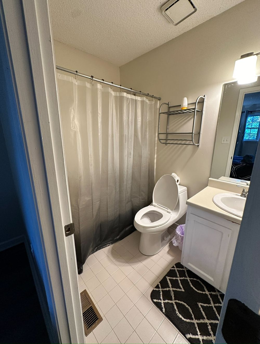 Co-living rooms at Mill Stone Dr, Marietta GA 30062 on Alcove