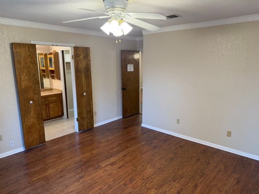 Magic Hill Dr listing photo