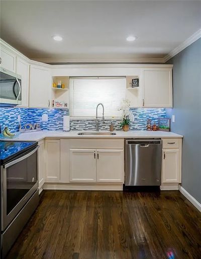 Browns Mill Rd Se listing photo