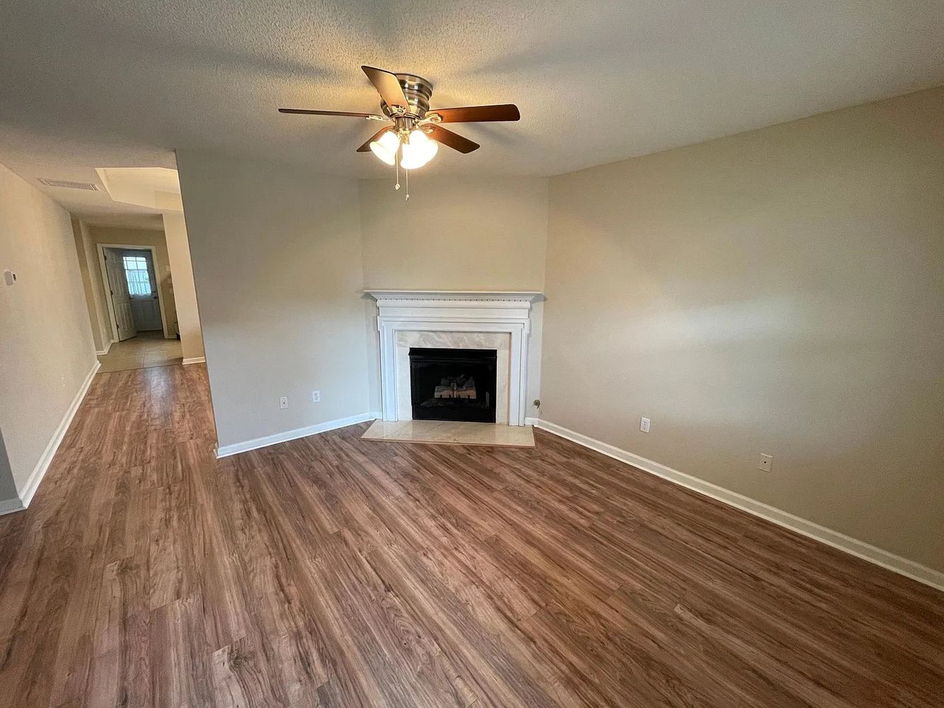 Pointe N Dr, Cartersville GA 30120 on Alcove