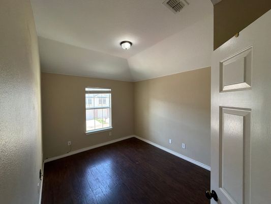 Oceanside Dr listing photo