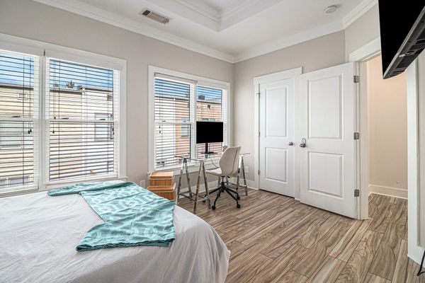 Liberty Commons Dr Nw listing photo