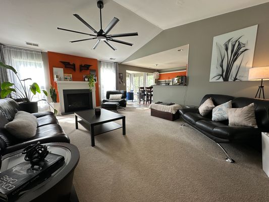 Sunburst Ln listing photo