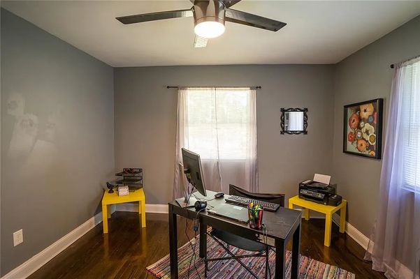 Browns Mill Rd Se listing photo