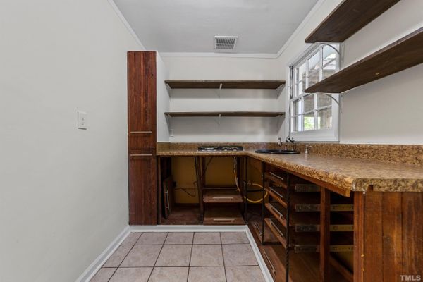 Buckingham Rd listing photo