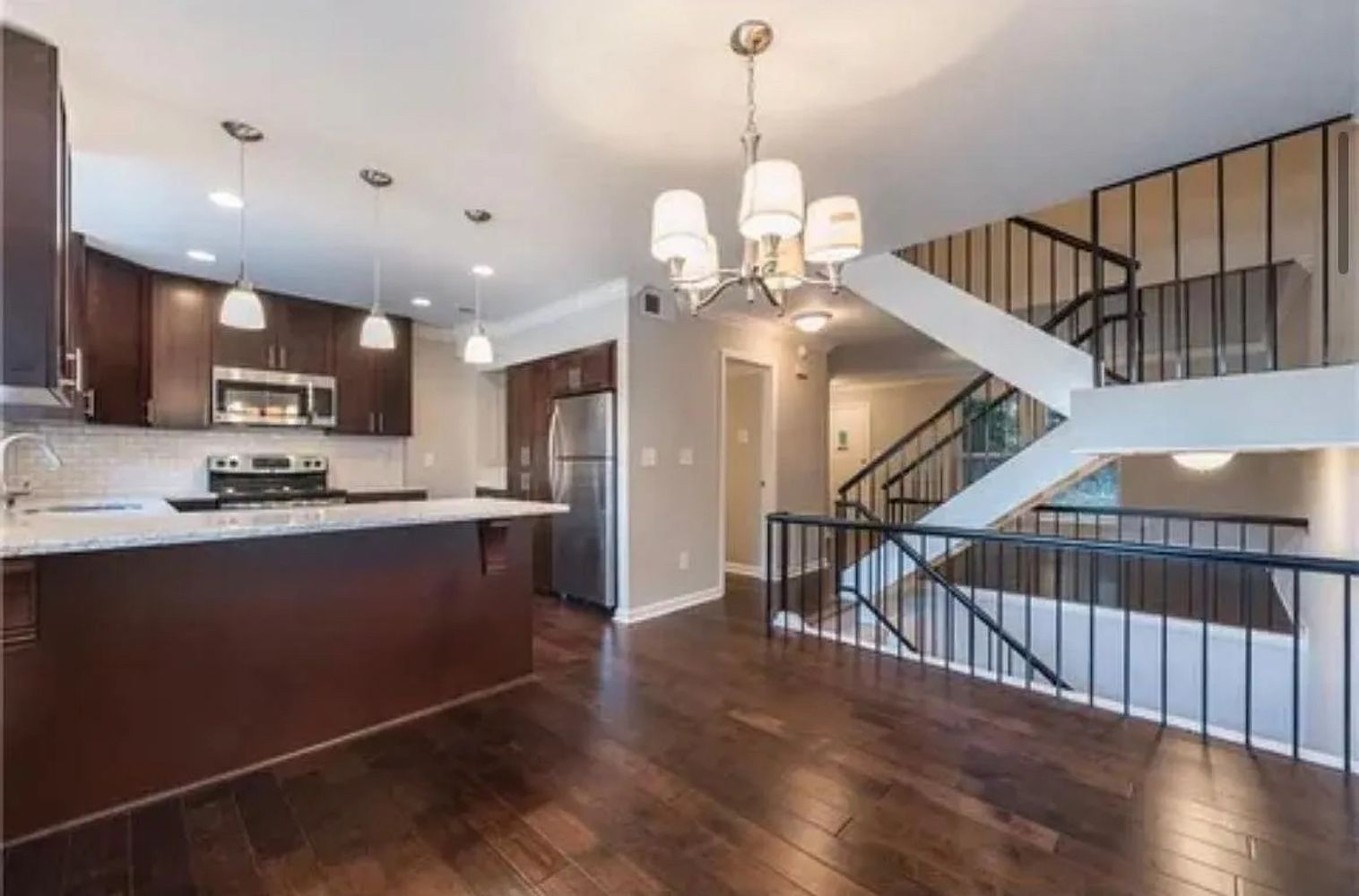 Cardigan Cir, Sandy Springs GA 30328 on Alcove