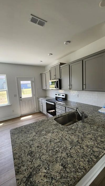 Godwit Ln, Charlotte, NC listing photo