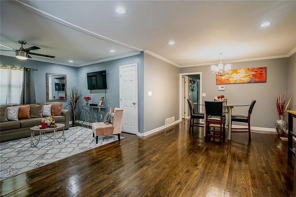 Browns Mill Rd Se listing photo