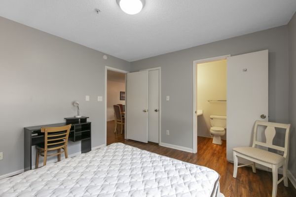 University Ct, Raleigh, NC listing photo