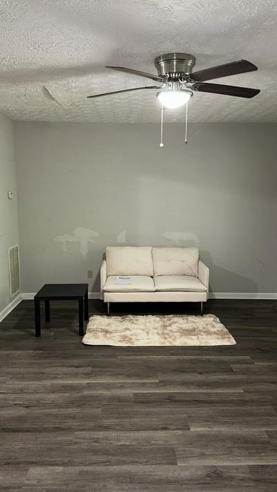 Waldrop Ln listing photo