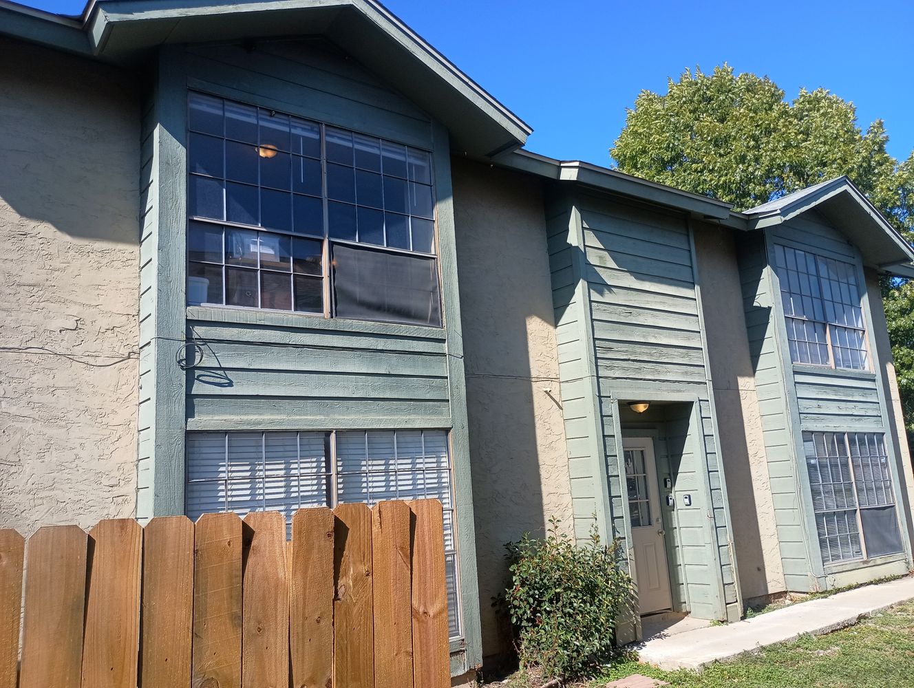 Starcrest Dr, San Antonio TX 78217 on Alcove