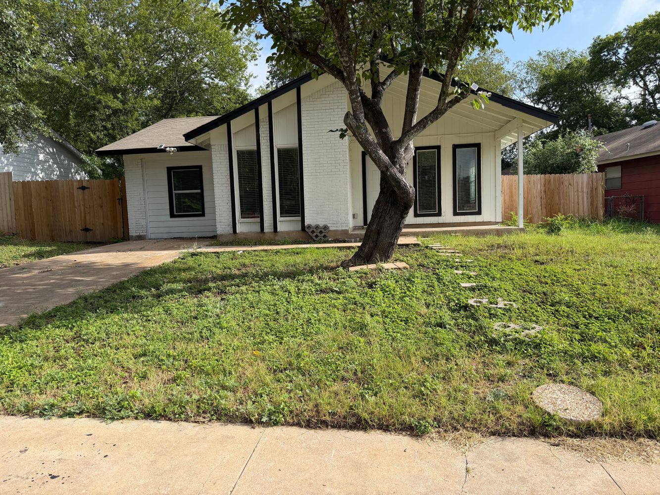 Rockridge Dr, Austin TX 78744 on Alcove