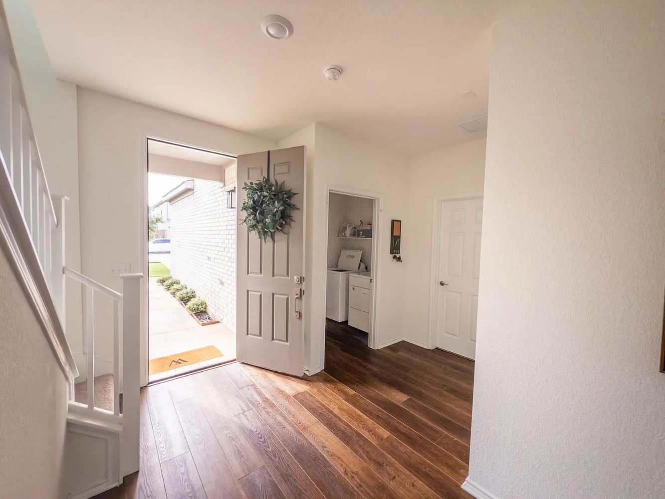 Conestoga Wagon Way, Del Valle TX 78617 on Alcove