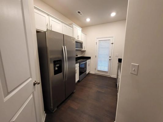 Guildford Hill Ln, Charlotte, NC listing photo