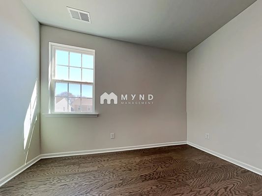Moulin Ct Dr, Charlotte, NC listing photo