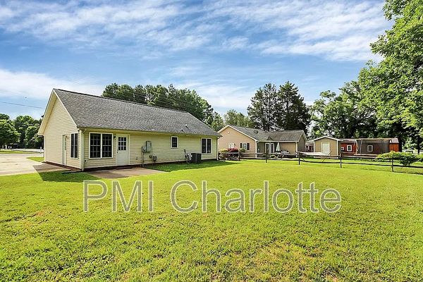 S Ridge Ave listing photo