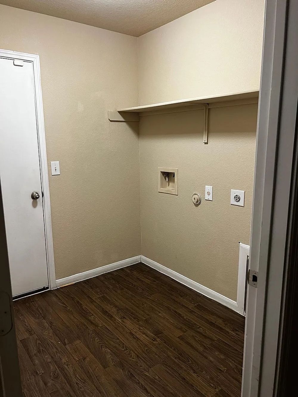 Riparian Rd, Manor TX 78653 on Alcove