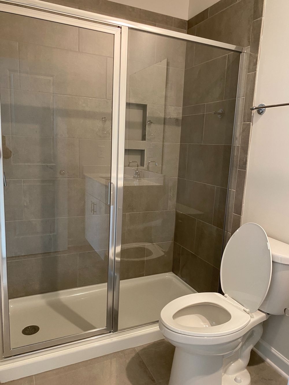 Co-living rooms at Tears Ln, Charlotte NC 28217 on Alcove