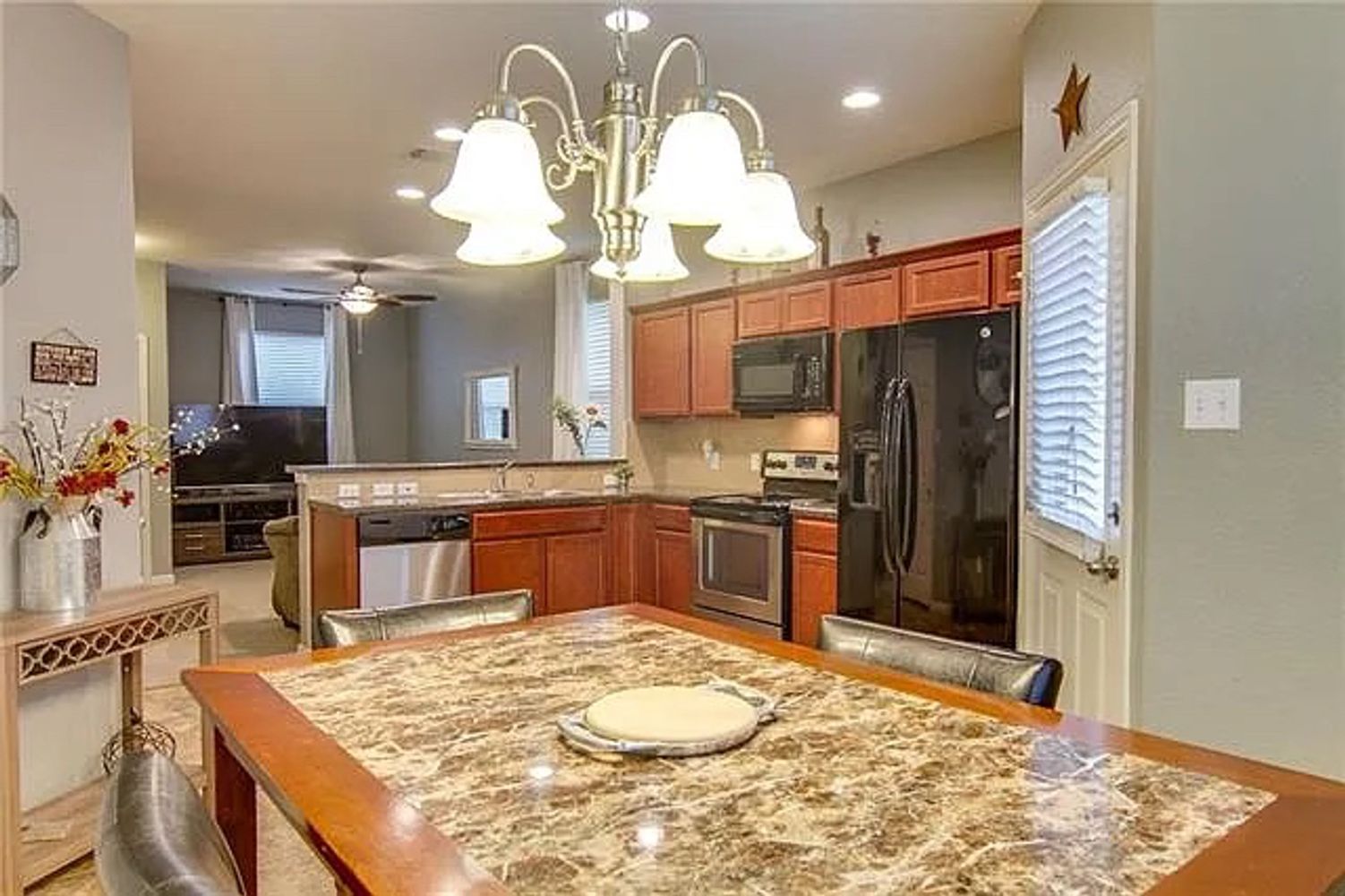 Red Bud Ridge Ln, Austin TX 78744 on Alcove